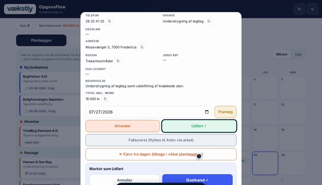 Opgavekort med detaljer og handlingsknapper